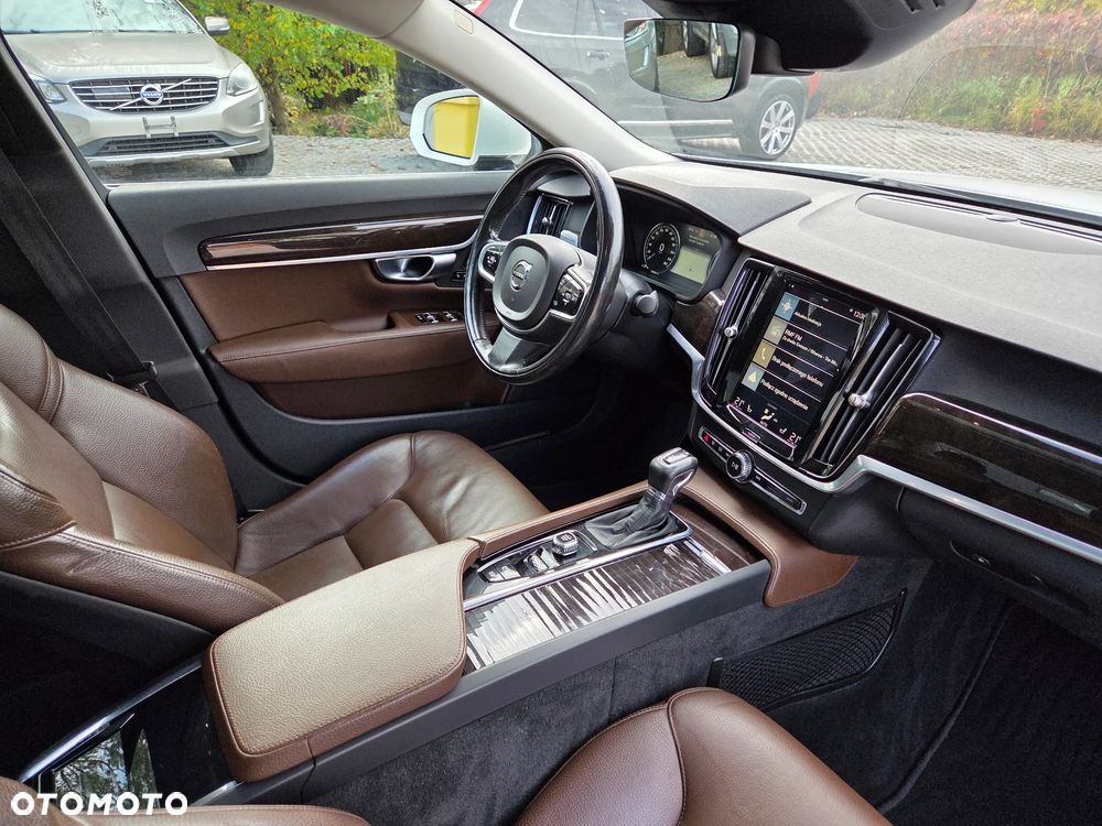 Volvo S90 T5 Momentum - 11