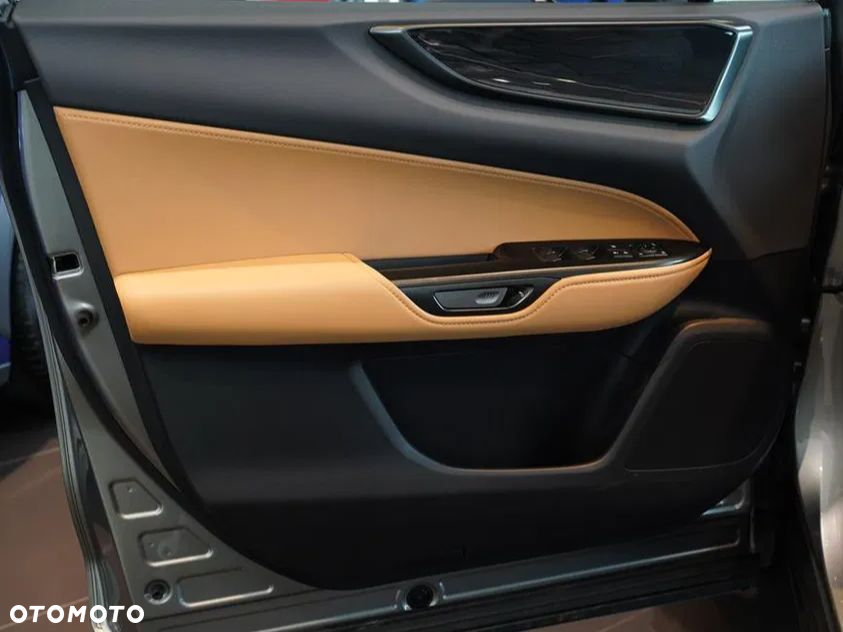 Lexus NX 450h+ Prestige AWD - 10