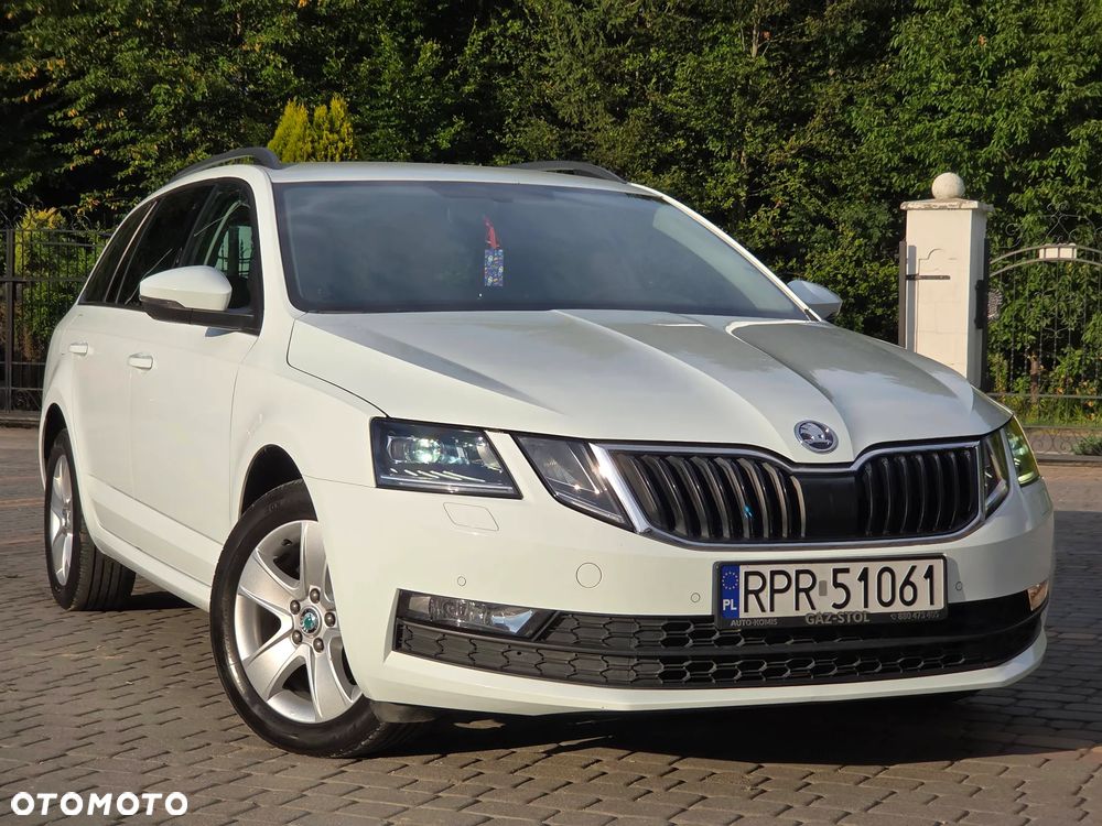 Skoda Octavia 2.0 TDI Style DSG - 4