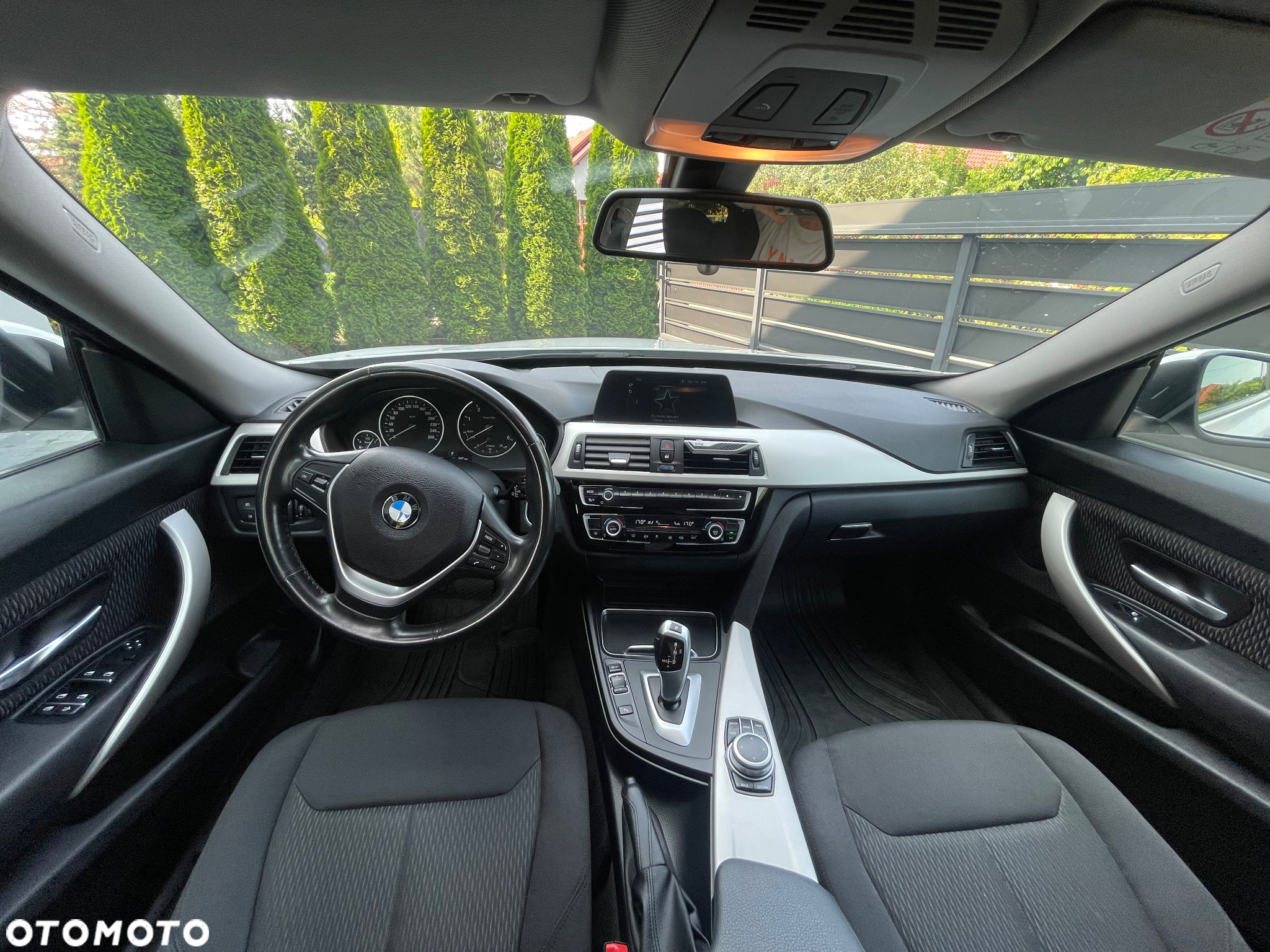 BMW 3GT 318d Business Edition - 8