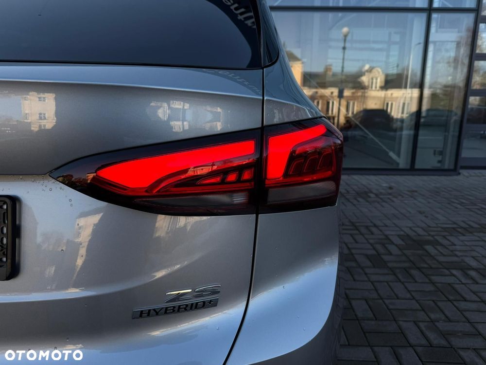 MG ZS 1.5 HEV+ Exclusive - 11