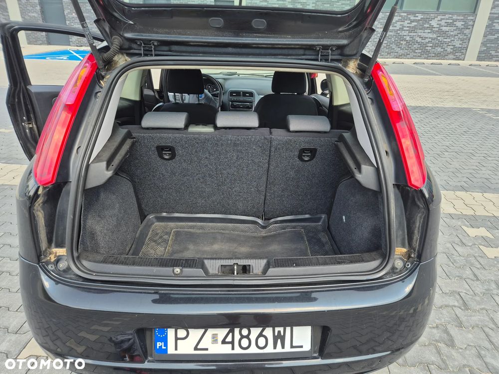 Fiat Grande Punto - 15