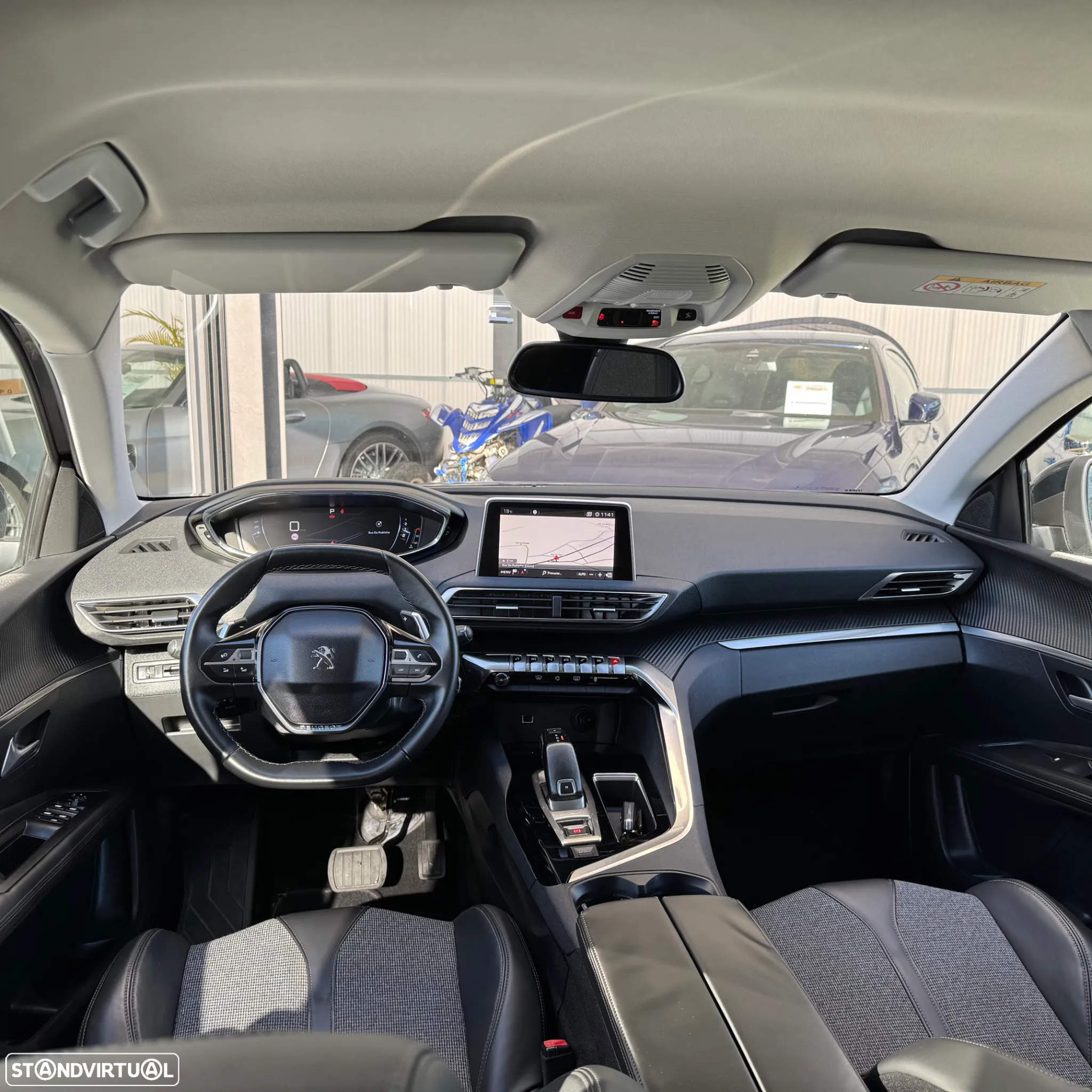 Peugeot 3008 1.6 BlueHDi Style EAT6 - 26