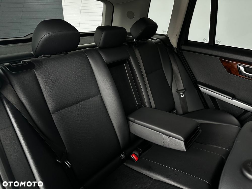Mercedes-Benz GLK 350 4Matic 7G-TRONIC - 16