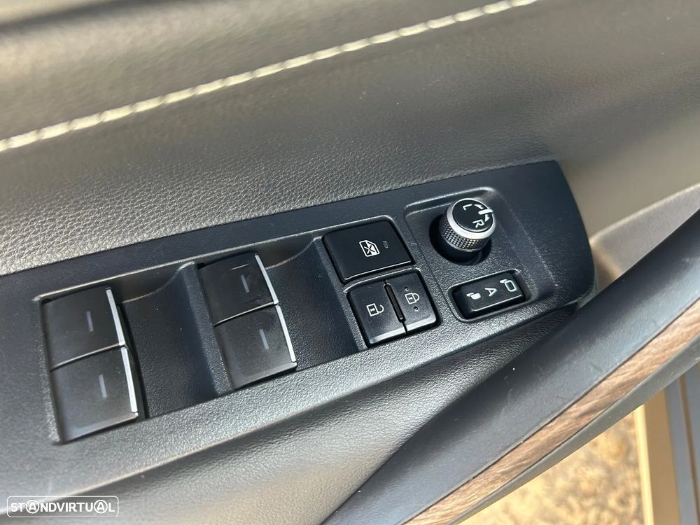 Toyota Corolla Touring Sports 1.8 Hybrid Trek - 12