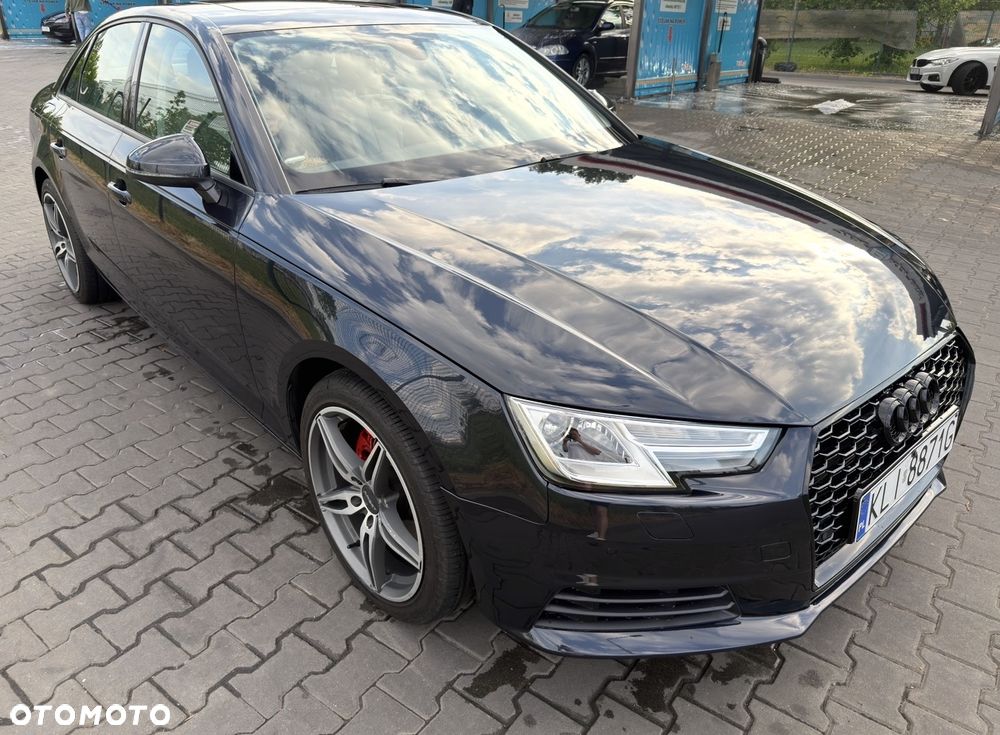 Audi A4 Limousine - 6