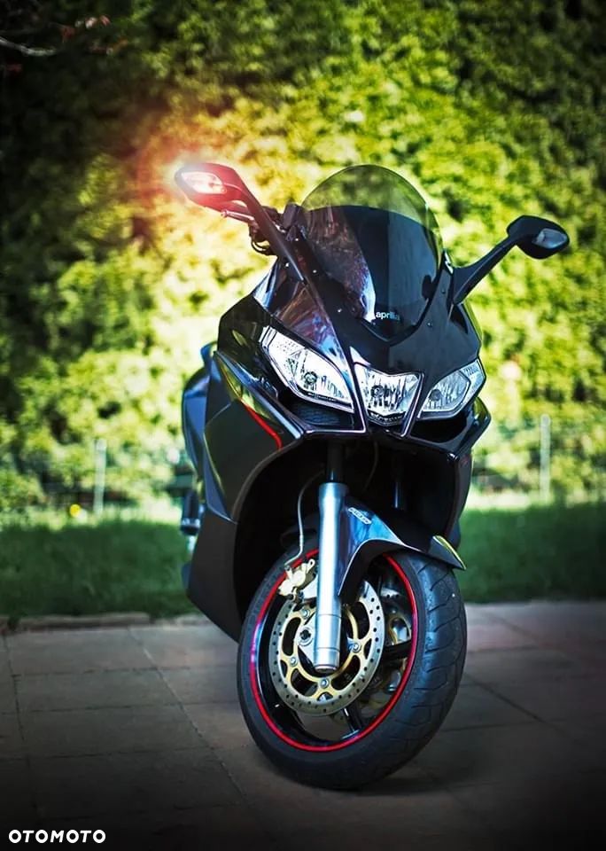 Aprilia SRV 850 - 1