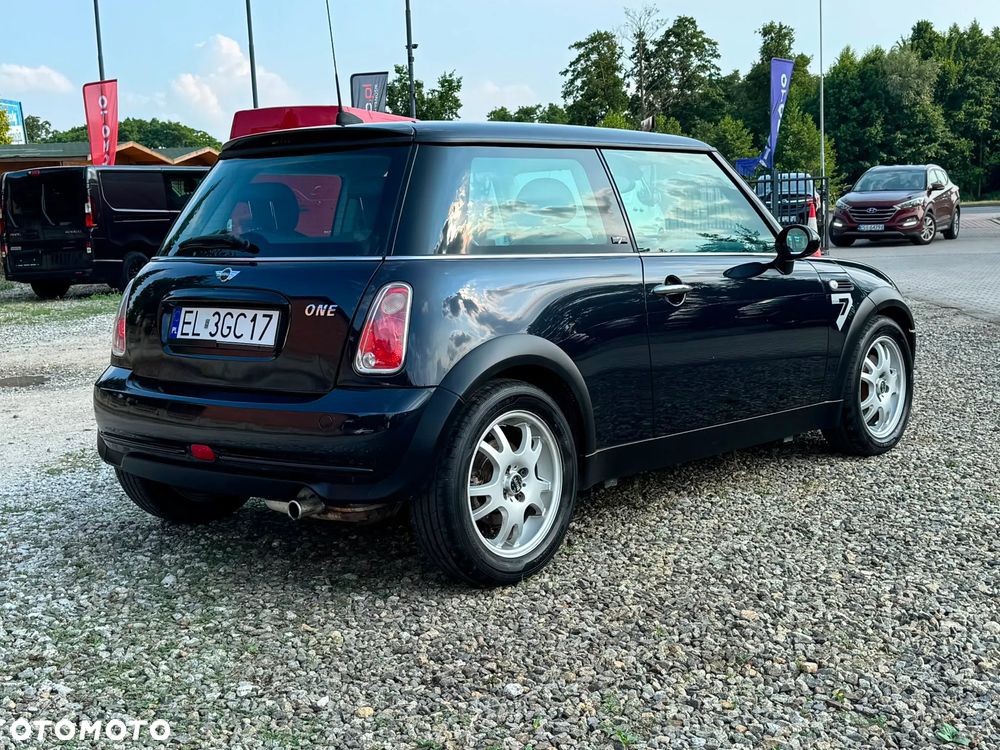 MINI ONE Seven - 13