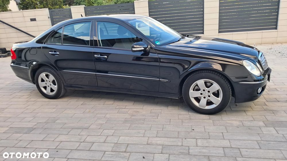 Mercedes-Benz Klasa E 200 Kompressor Elegance - 23