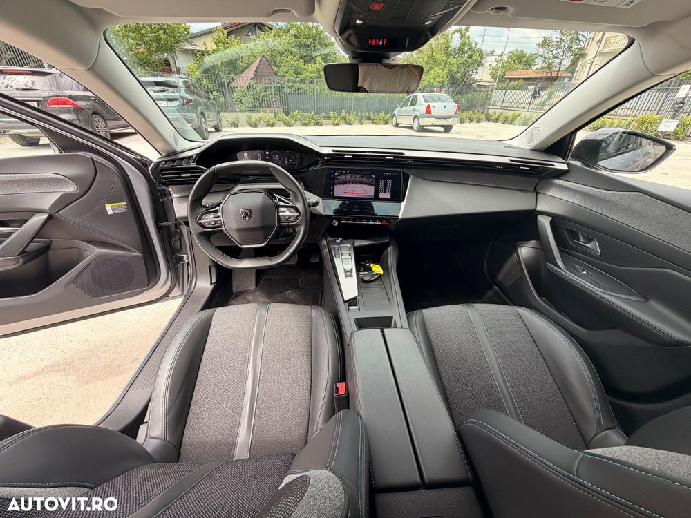 Peugeot 308 BlueHDi 130 EAT8 Allure Pack - 11