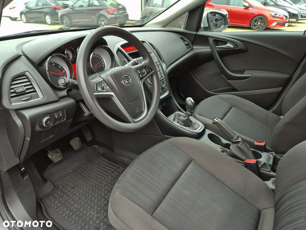 Opel Astra - 14