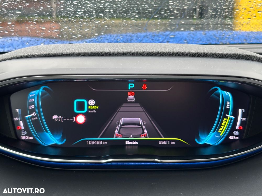 Peugeot 3008 225 e-EAT8 Allure Pack - 37