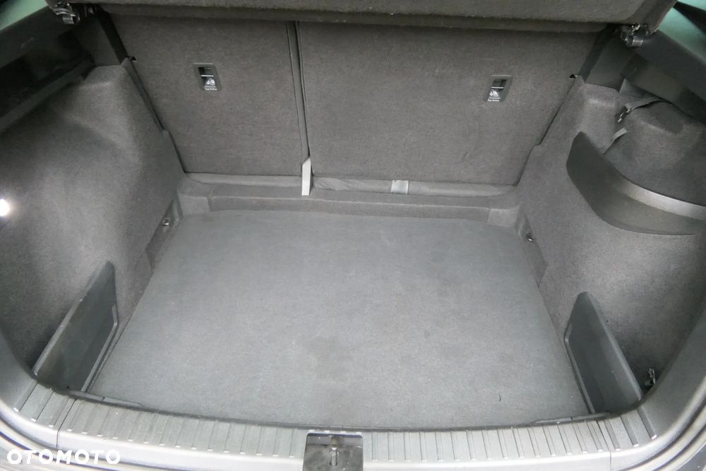 Skoda Karoq 1.5 TSI Style - 32