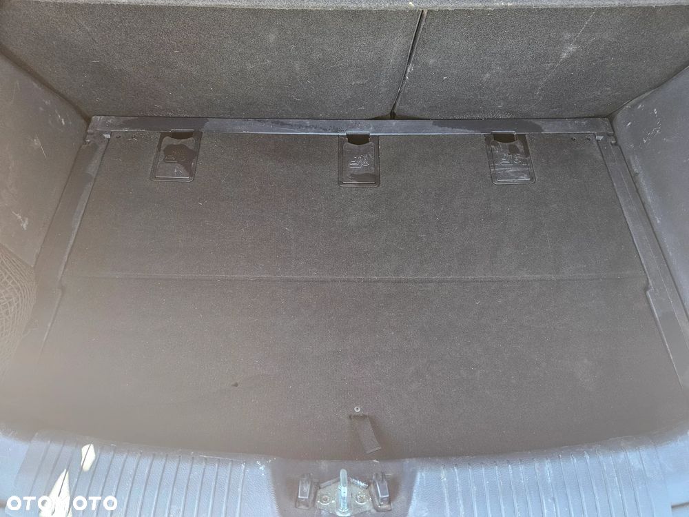 Kia Rio 1.1 CRDI Dream Team Edition - 14