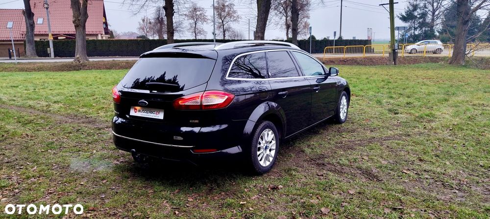 Ford Mondeo - 29