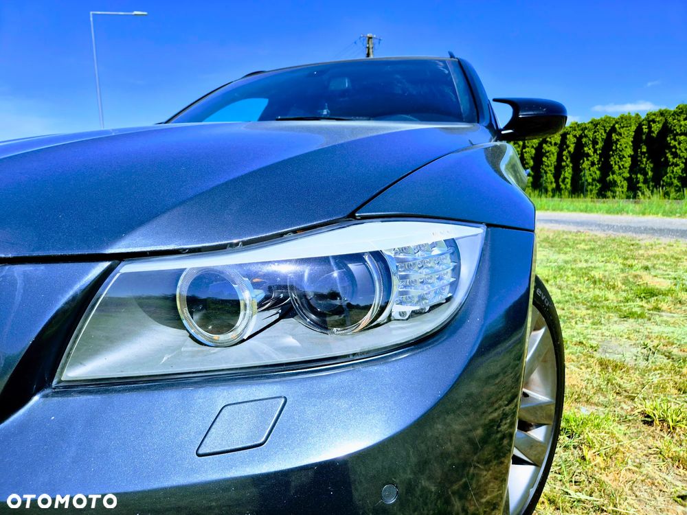 BMW Seria 3 320d DPF Edition Exclusive - 33