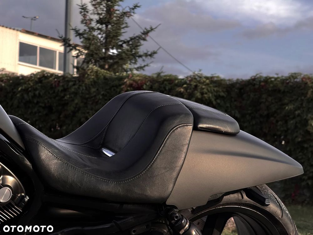 Harley-Davidson V-Rod Night Rod - 13