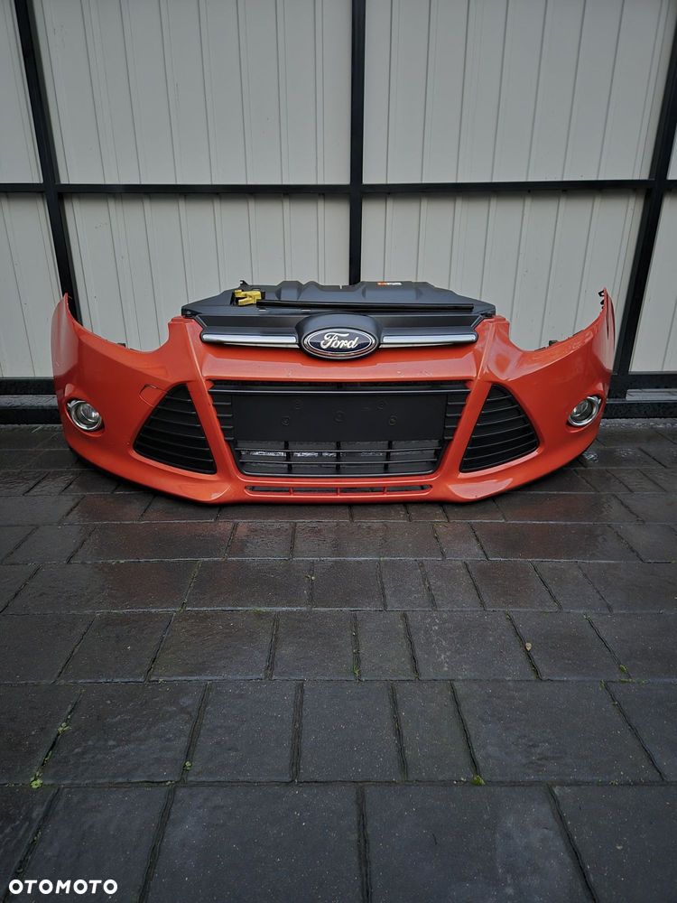 Zderzak przód przedni ford Focus mk3 rok 11 kod lak KB