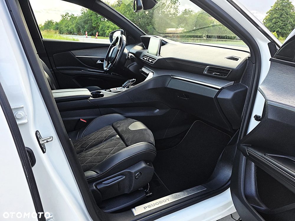 Peugeot 5008 2.0 BlueHDI GT S&S EAT8 - 18