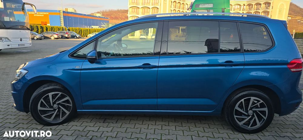 Volkswagen Touran - 2