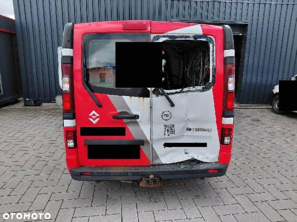Opel Vivaro - 11