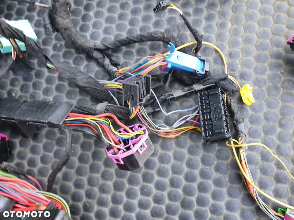 Wiazka Instalacja Wnetrza EUROPA AUDI A4 B6 Benzyna 3.0 ASN V6 Kombi Automat - 9