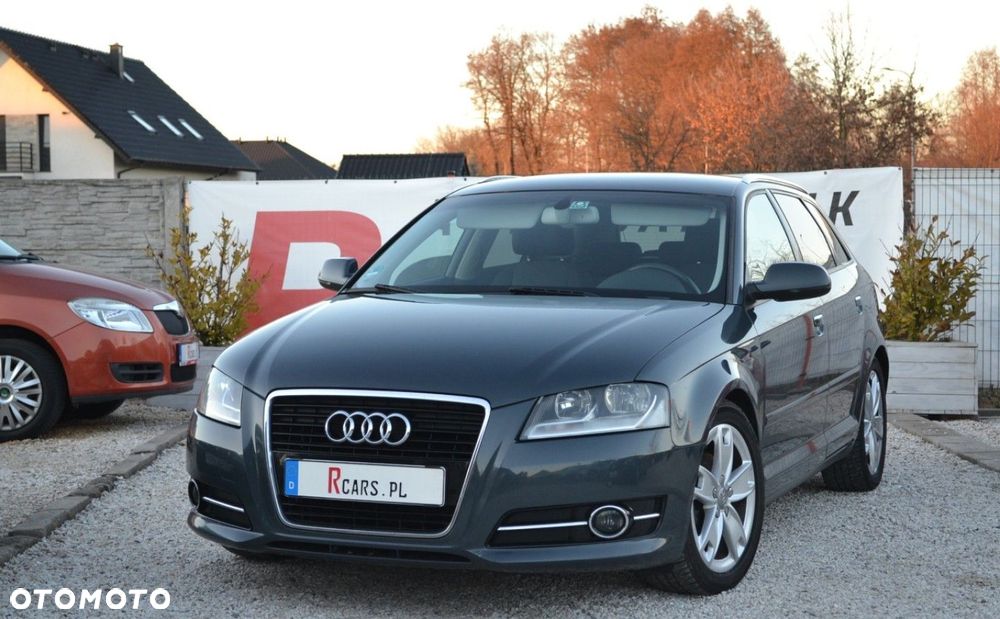 Audi A3 Sportback - 2