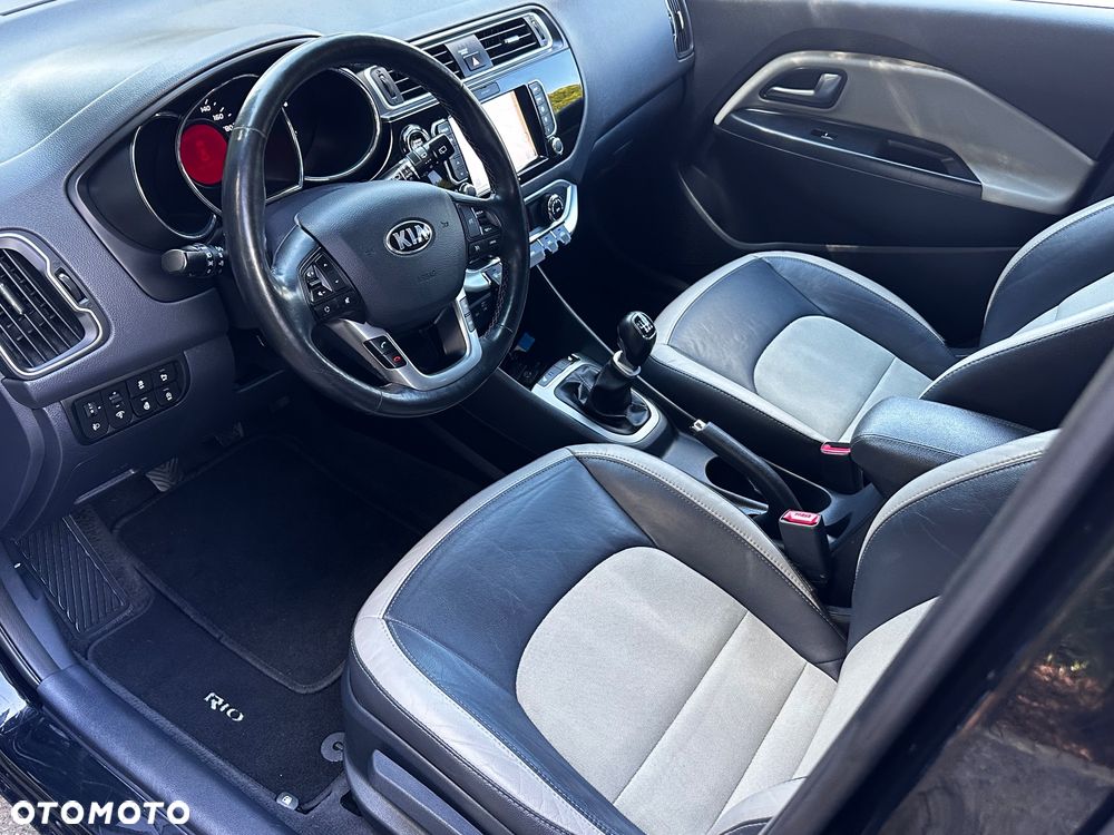 Kia Rio 1.4 CRDi 90 Platinum Edition - 22