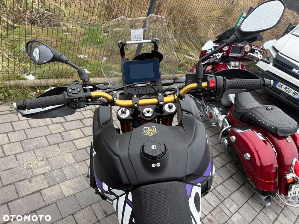 Aprilia Tuareg - 11