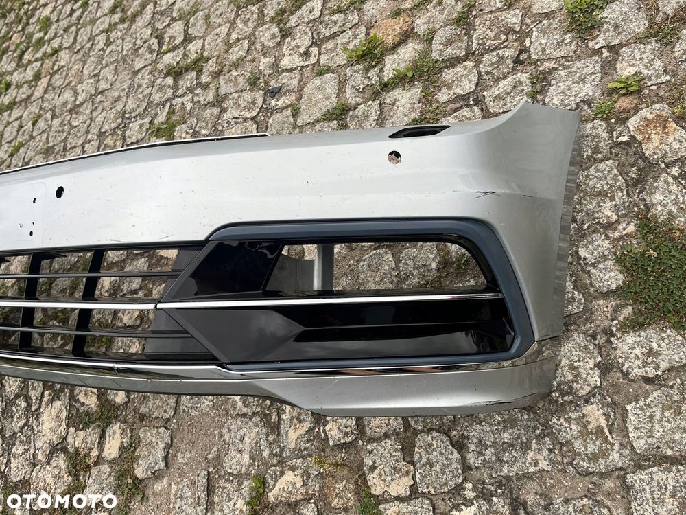 VW PASSAT B8 3G0 PRZED LIFT ZDERZAK PRZÓD PRZEDNI 2014- R-LINE - 2