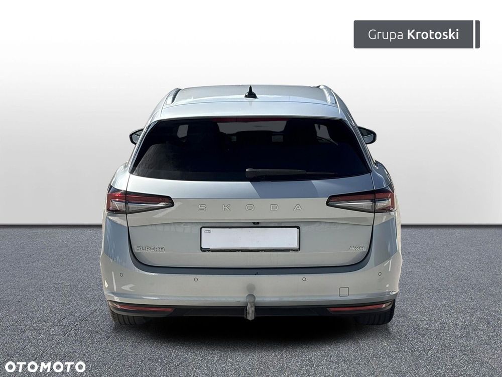 Skoda Superb 2.0 TDI SCR 4x4 Selection DSG - 6