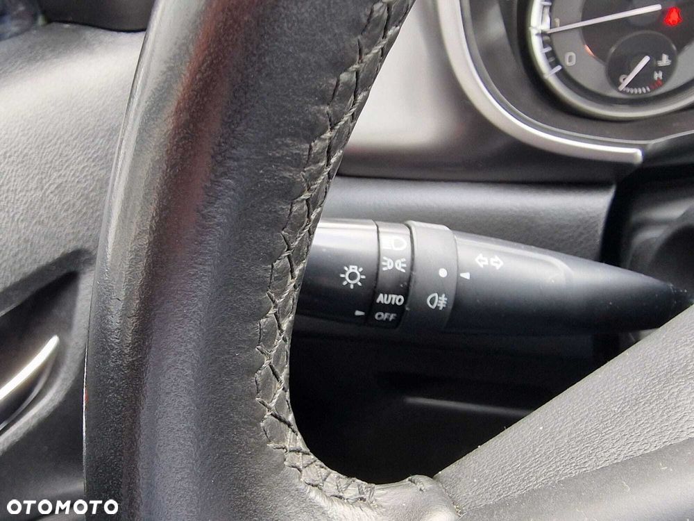 Suzuki Vitara - 24