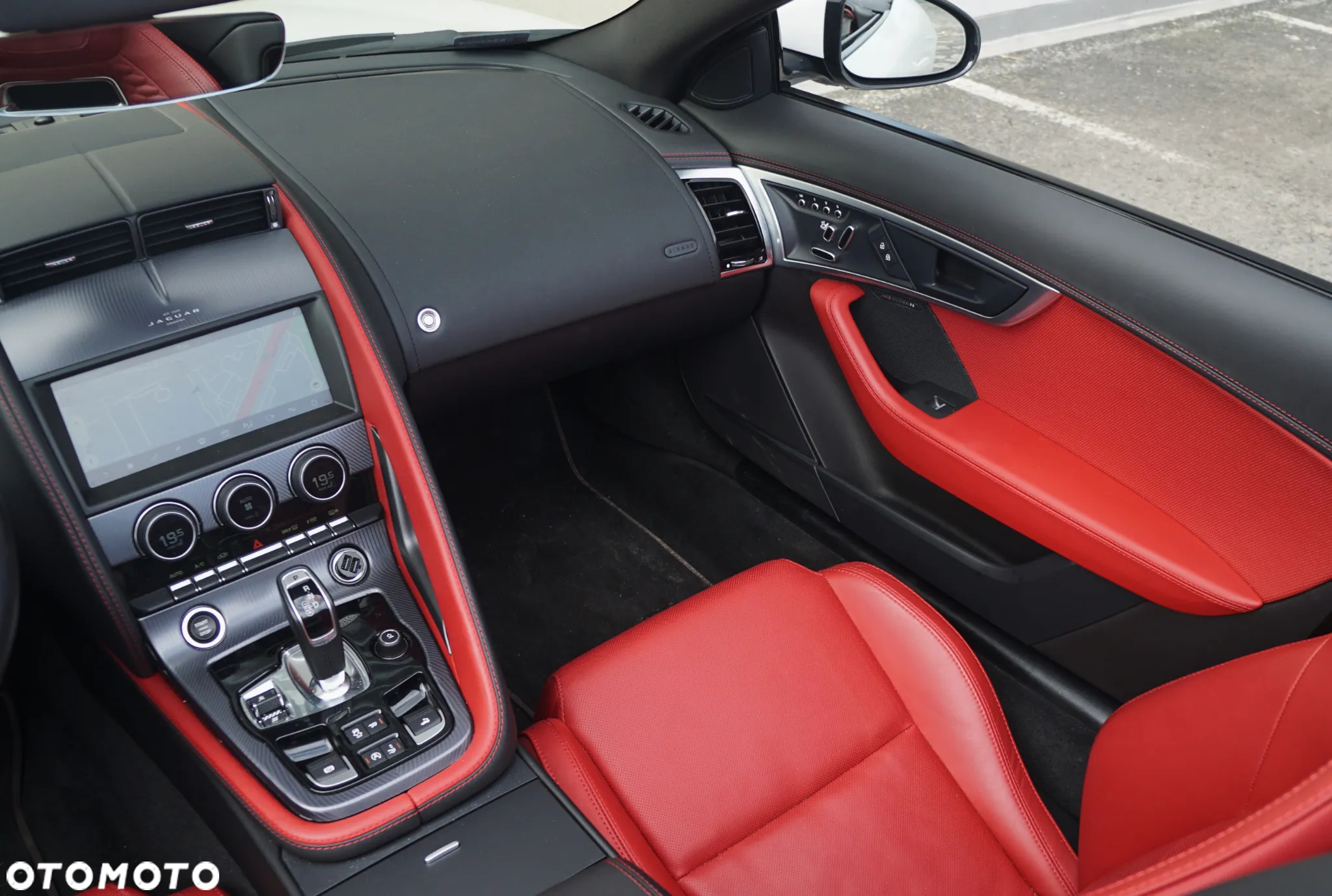 Jaguar F-Type 2.0 Turbo R-Dynamic Black - 14