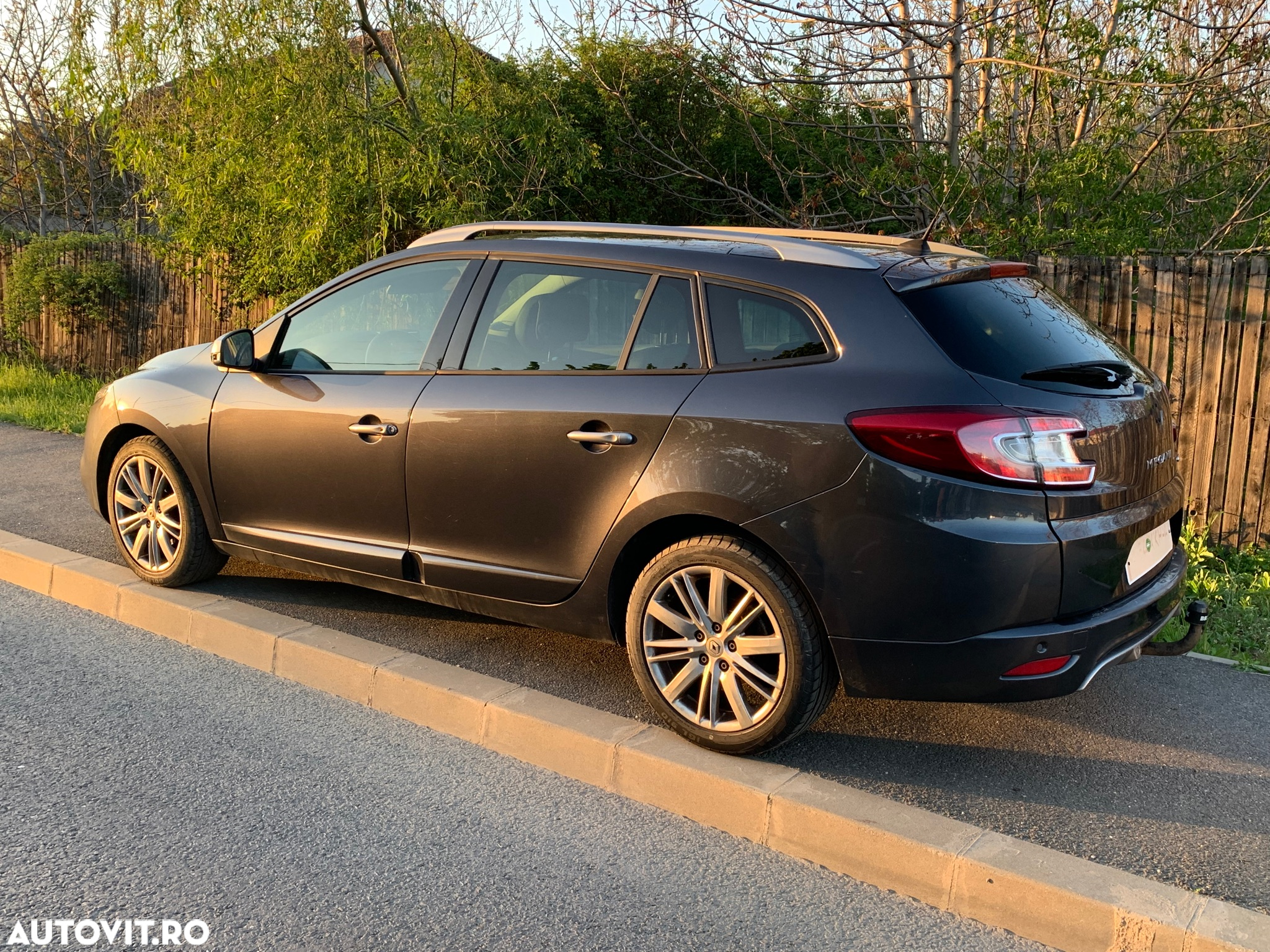 Renault Megane ENERGY dCi 110 GT LINE - 16