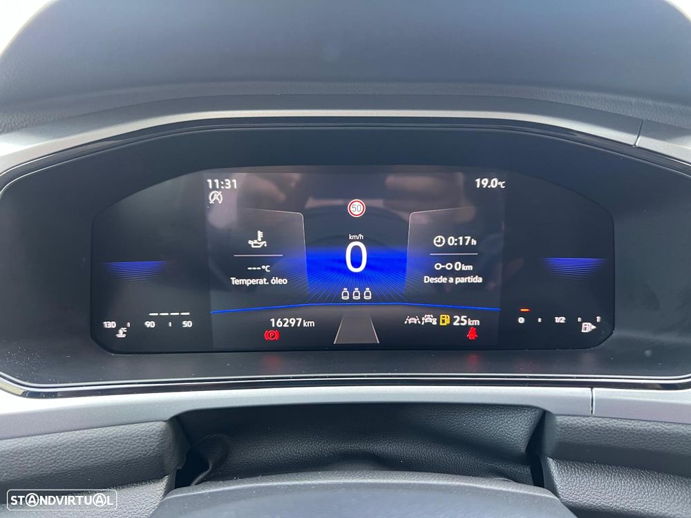 VW T-Roc 1.0 TSI Urban - 18