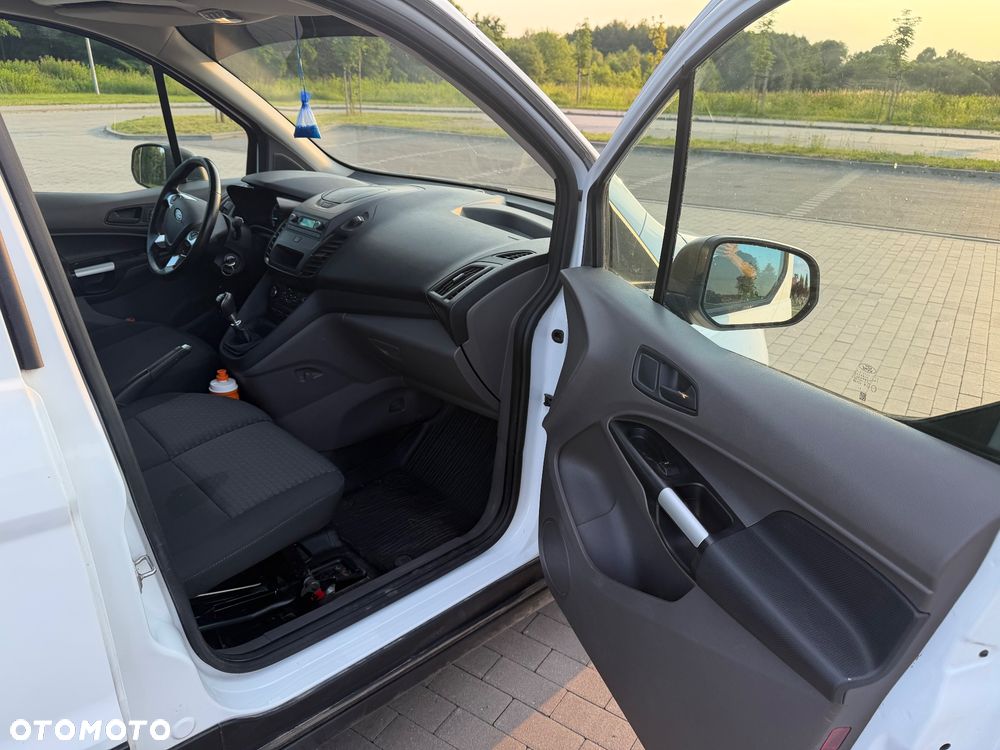Ford Transit Connect - 10