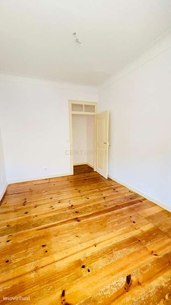 Apartamento T3 para Arrendamento em Zona Tranquila – Morelena / Pêro P - Grande imagem: 5/20