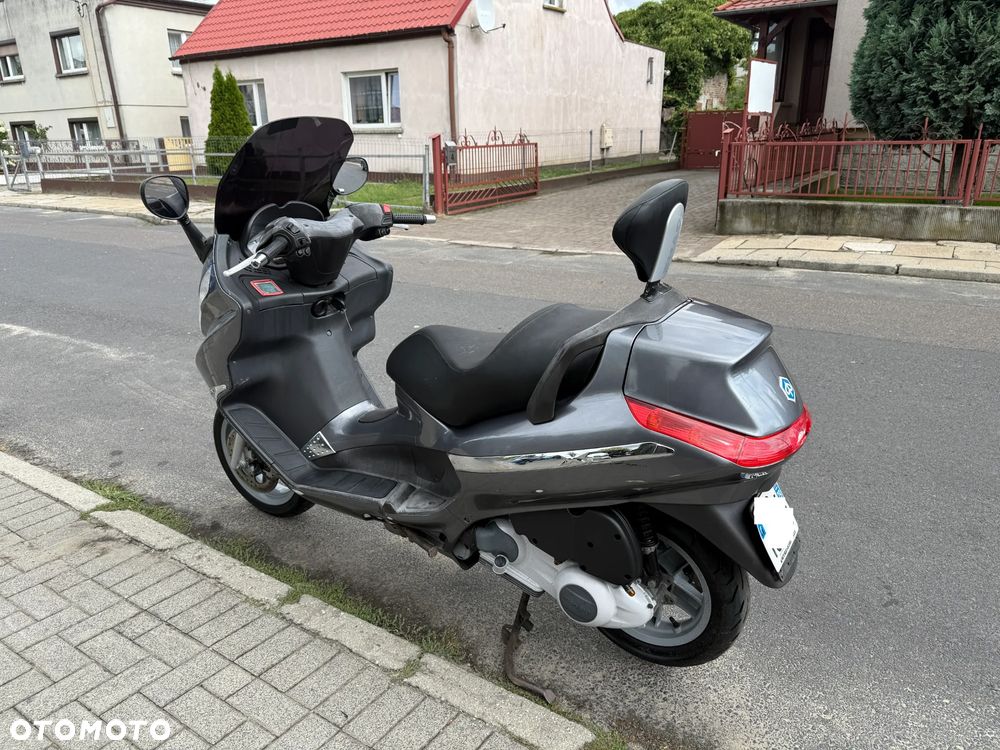 Piaggio X8 - 4