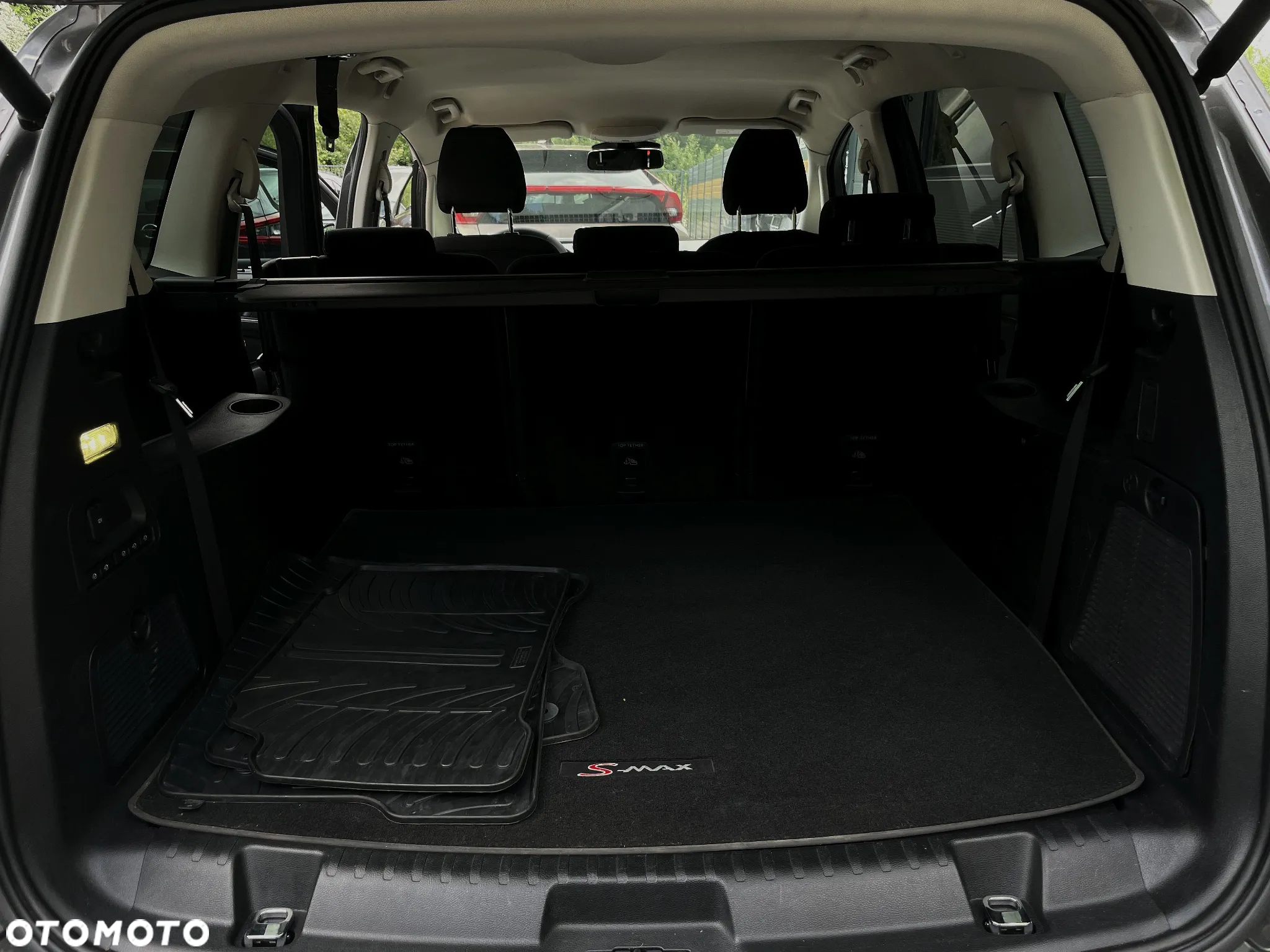 Ford S-Max 2.0 EcoBoost Titanium - 37