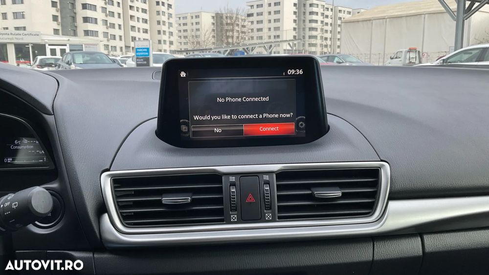 Mazda 3 G120 Attraction - 15