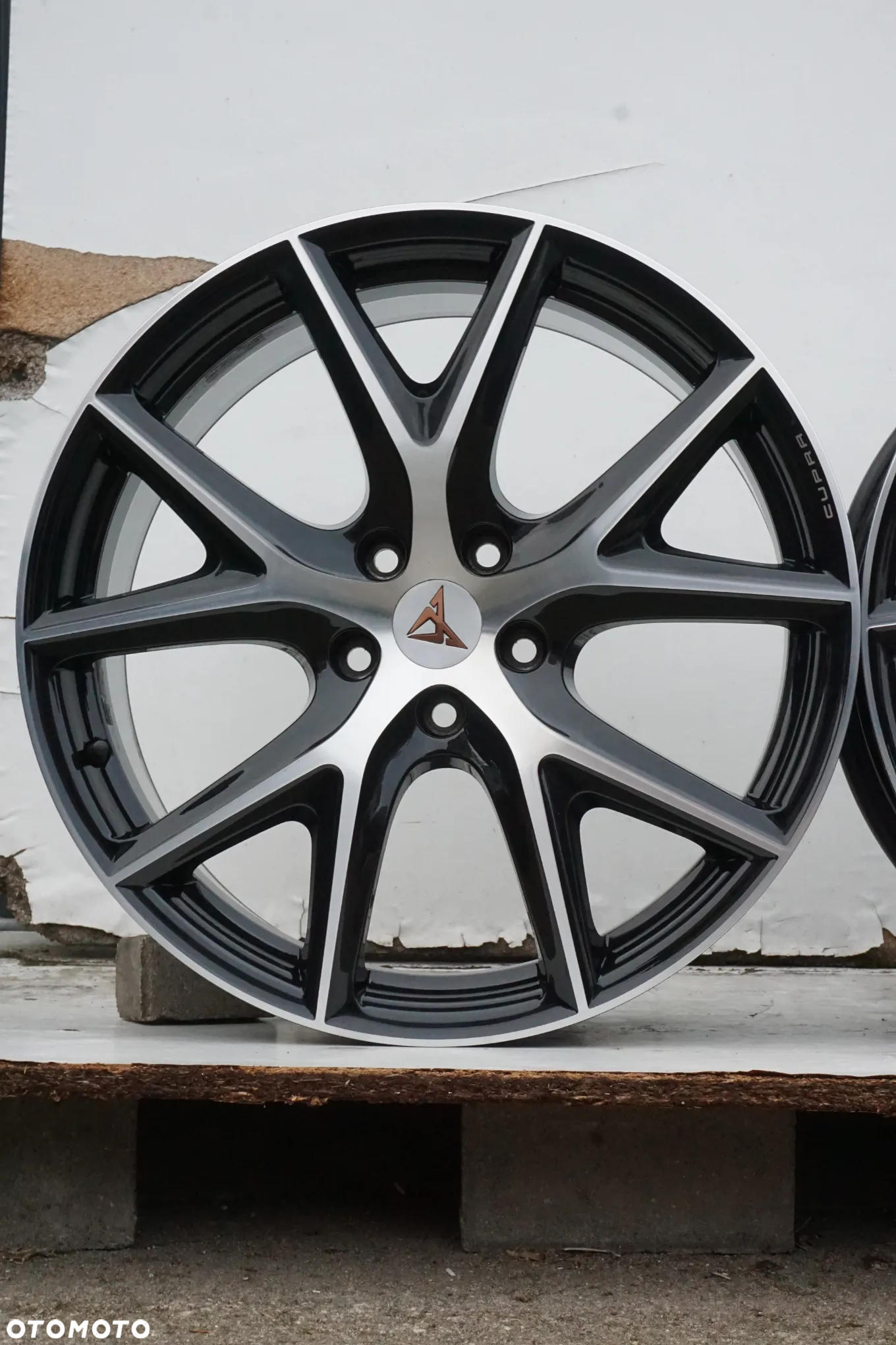 Seat Cupra 5x112 19 8J et45 stan bdb- - 4
