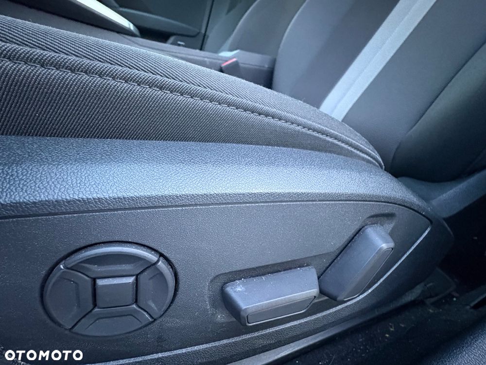 Audi A3 Limousine 35 TFSI advanced - 17