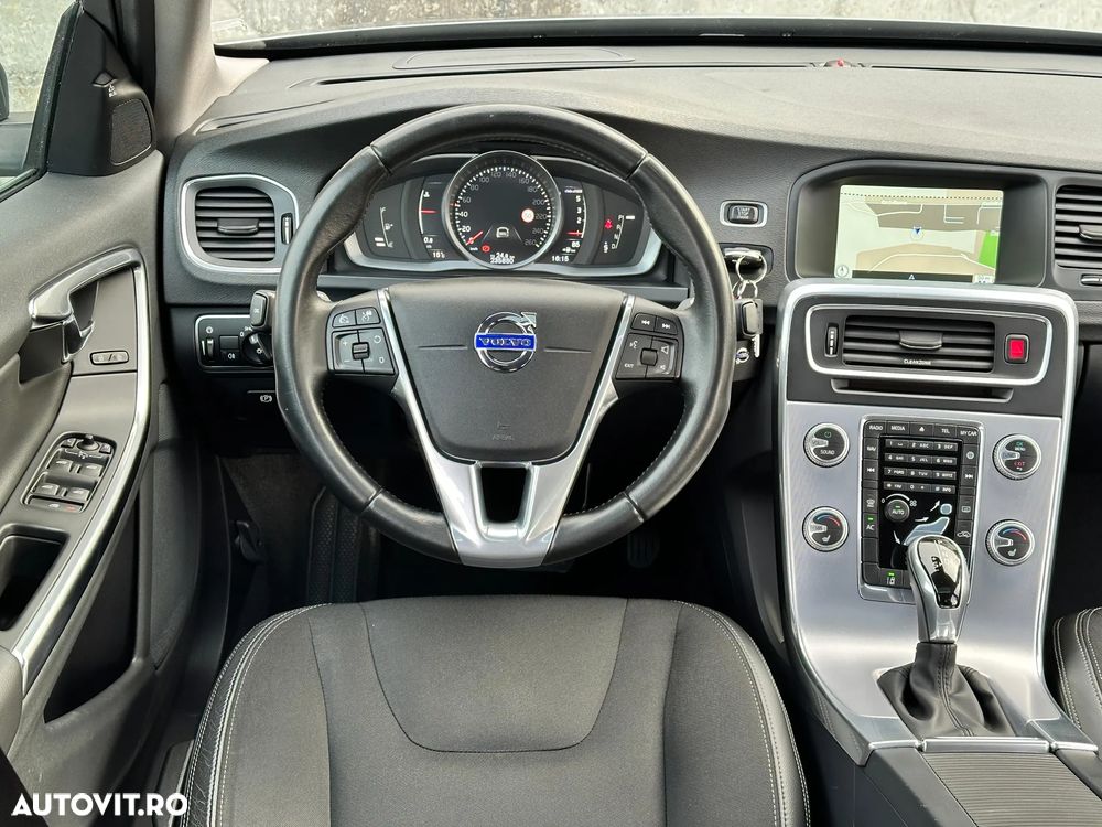 Volvo S60 D2 Geartronic Momentum - 6