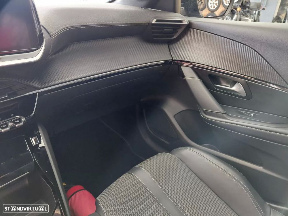 Peugeot e-208 50 kWh GT Pack - 19