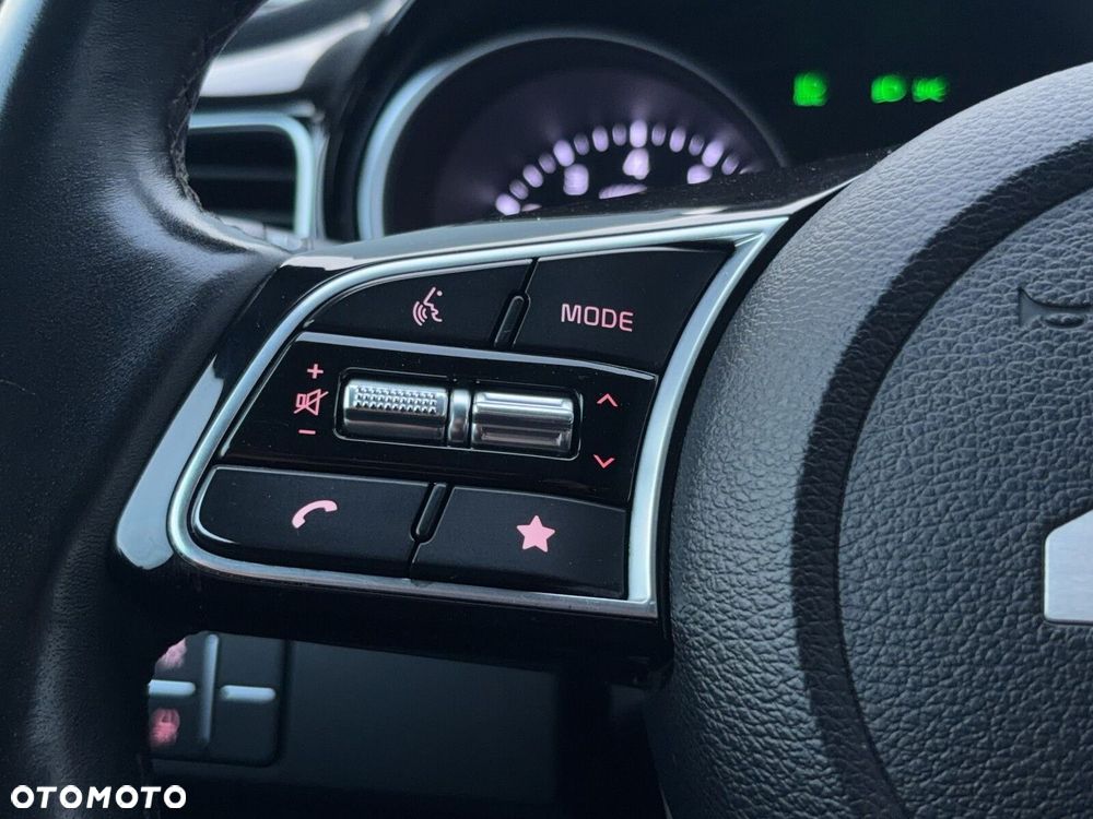 Kia Ceed 1.5 T-GDI Business Line - 17