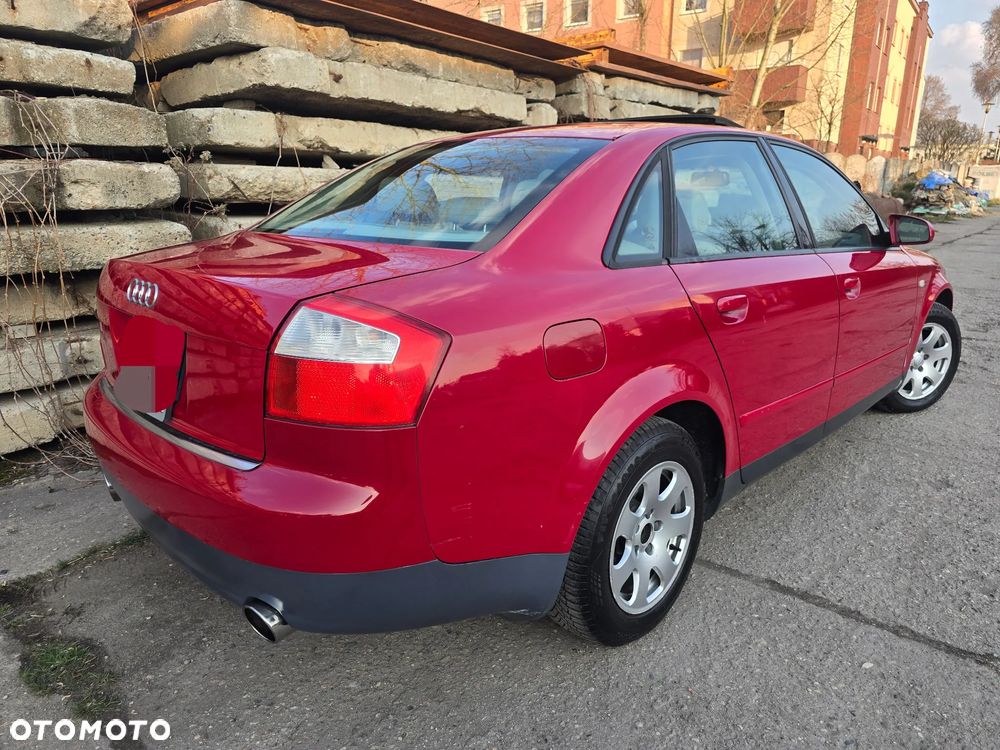 Audi A4 Avant 1.8T Quattro - 6
