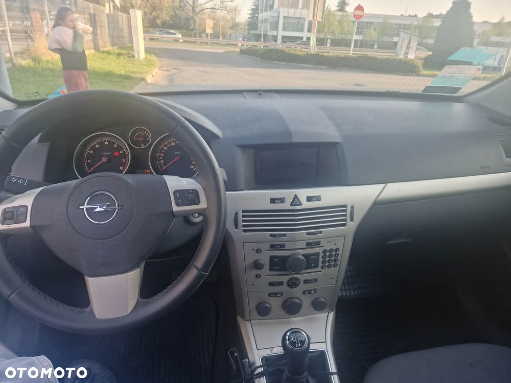 Opel Astra 1.8 Enjoy - 12