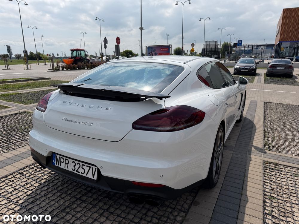 Porsche Panamera GTS - 9