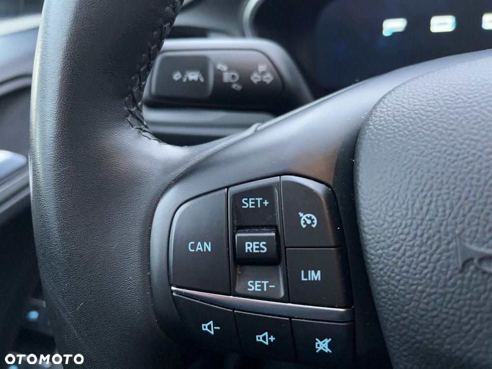 Ford Focus - 24