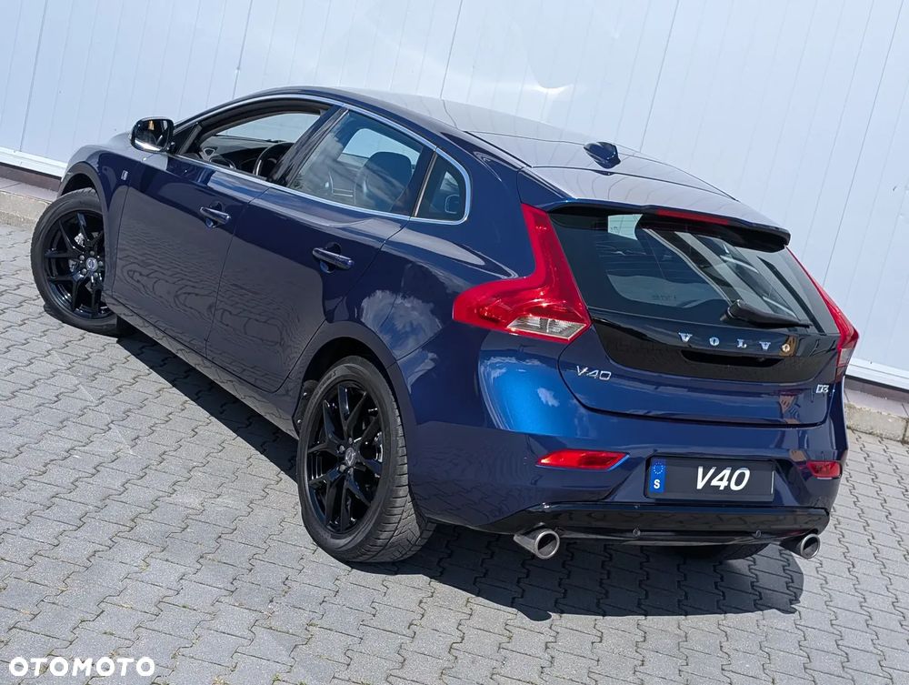 Volvo V40 D3 Drive-E Ocean Race - 13